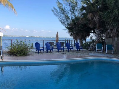 Waterfront Villa Seaglass