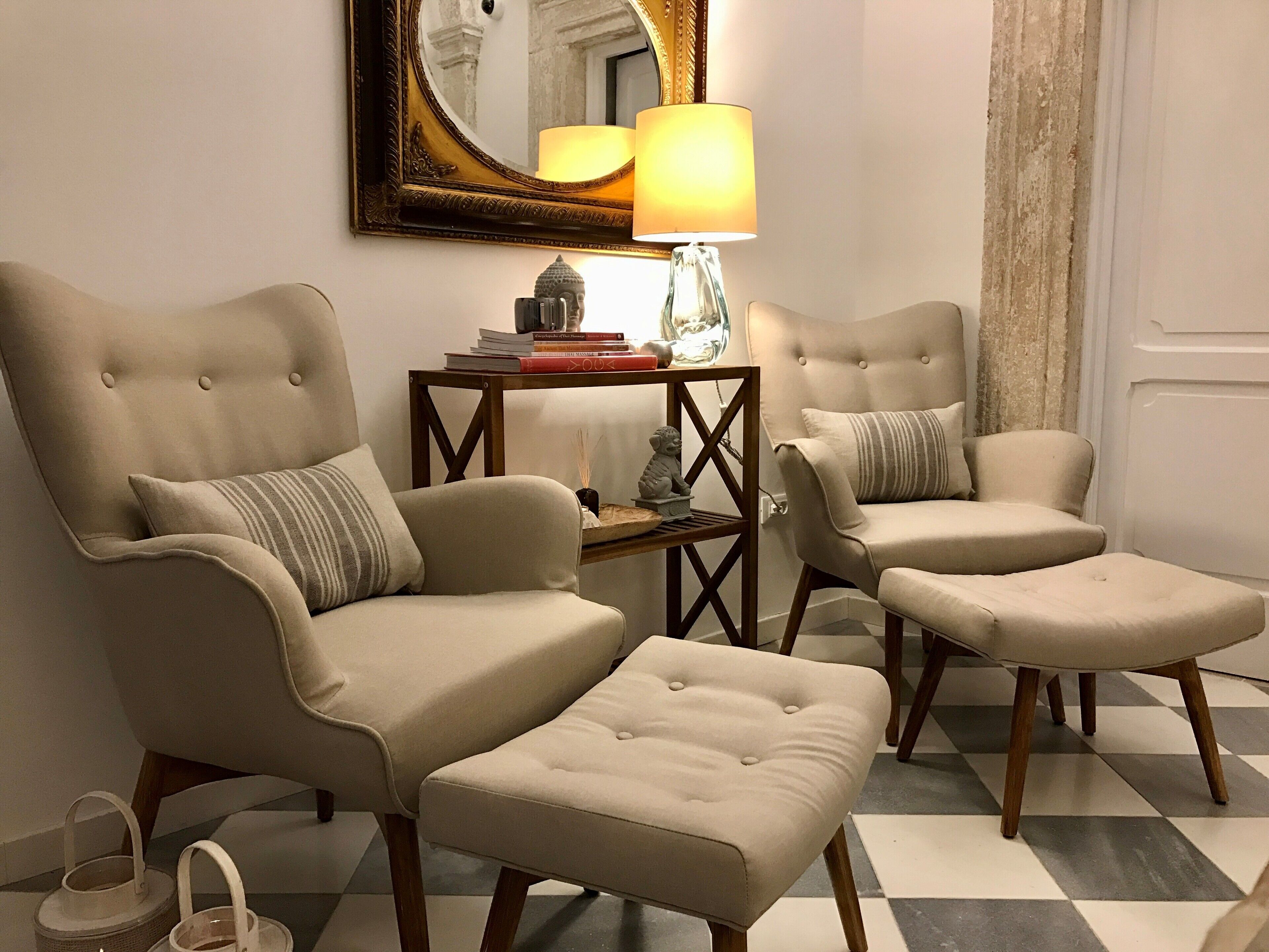 couples treatment room(s), hot stone massages, deep-tissue massages