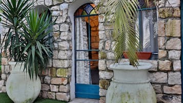 Overnatningsstedets indgangsparti