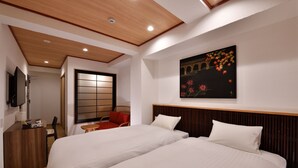 ห้องดีลักซ์ทวิน, ผู้หญิงเท่านั้น, ปลอดบุหรี่