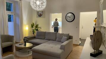 TV, books