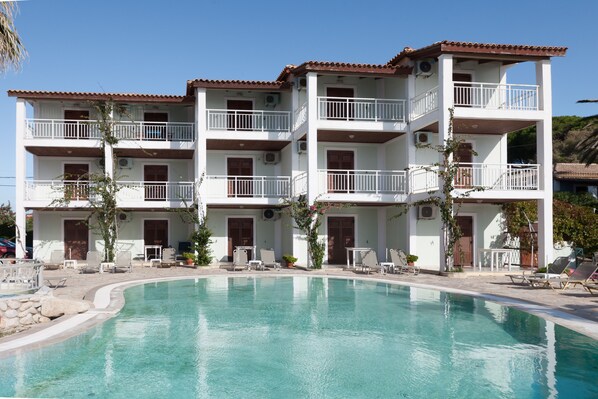 บริเวณภายนอก