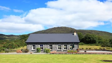 Deluxe Villa | Exterior