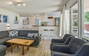 Televisie en een open haard