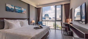 Reyna Hotel Hanoi