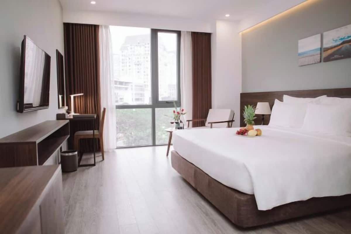 Biancheria da letto di alta qualità, minibar, una scrivania