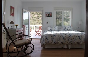 2 多间卧室、免费 WiFi、床单