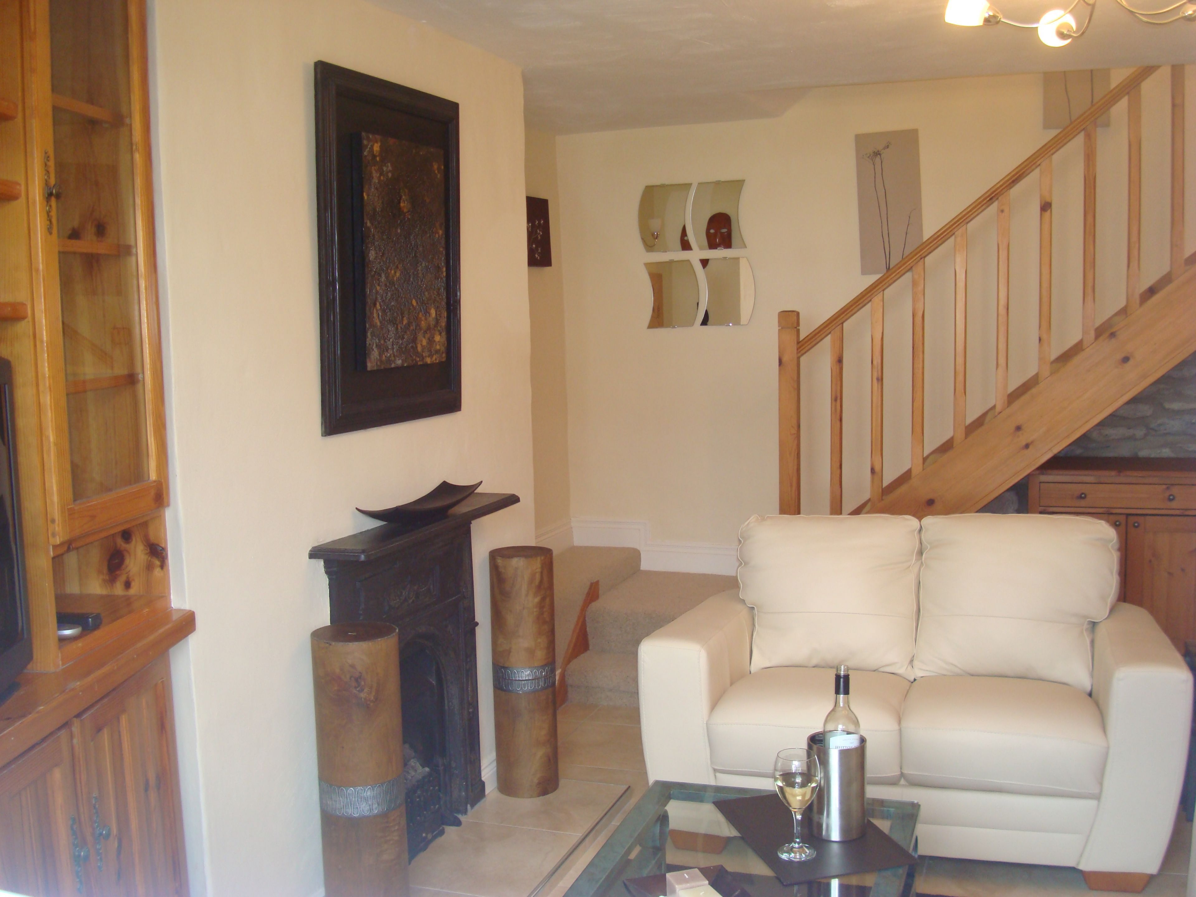 Standard House, 2 Bedrooms | Living room | TV, DVD player