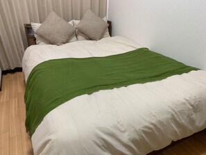 Iron/ironing board, free WiFi - Executive House Takasago (Fukuoka)