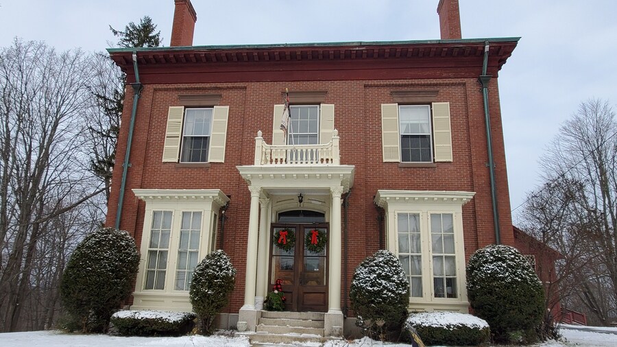 The Jeremiah Mason House B & B