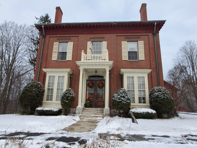 The Jeremiah Mason House B & B