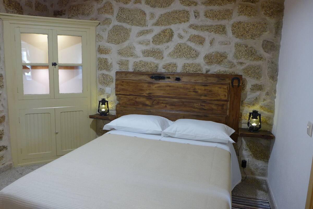 Traditionele resortwoning, 1 slaapkamer, kitchenette, uitzicht op gebergte (Oliveira) | 1 slaapkamer, hypoallergeen beddengoed, individueel gedecoreerd
