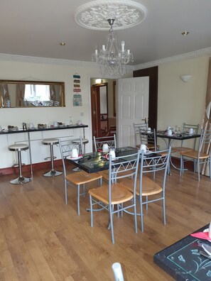 含每日歐陸早餐