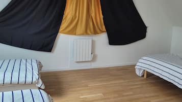4 Schlafzimmer, Bügeleisen/Bügelbrett, kostenloses WLAN, Bettwäsche