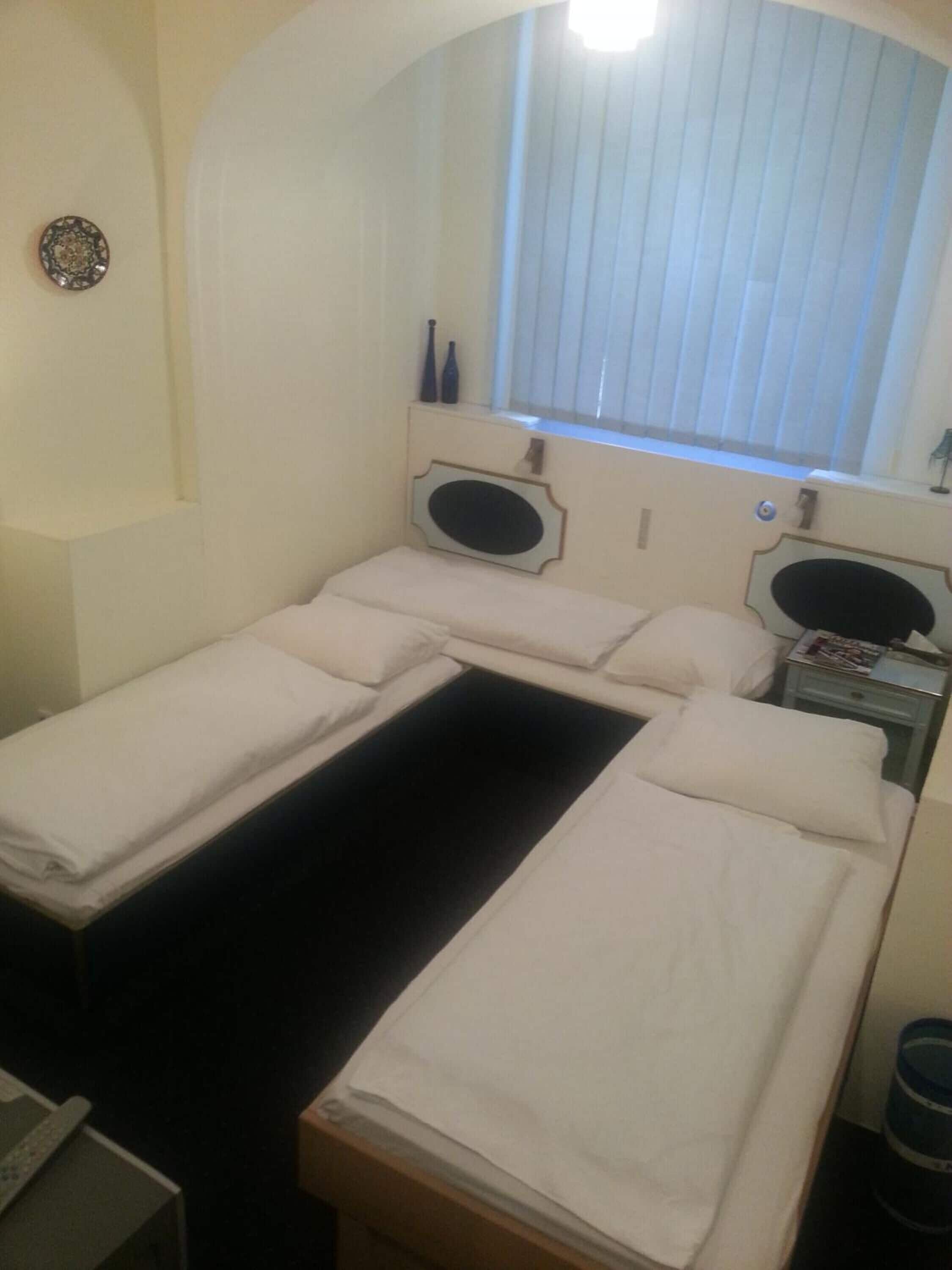 1 bedroom, minibar, desk, soundproofing