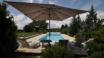 Piscine extérieure, piscine chauffée