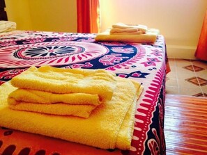 Double Room, Ensuite, Sea View | Bathroom amenities | Shower, free toiletries, hair dryer, bathrobes - La Terrazza Sul Mar Mediterraneo (Castelvetrano)