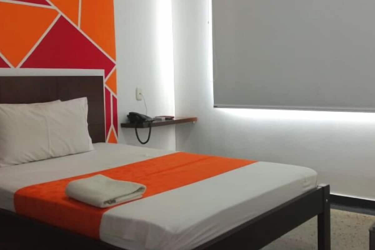 Standard Single Room | Minibar, blackout curtains, free WiFi