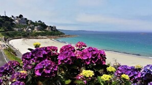Platja a a prop