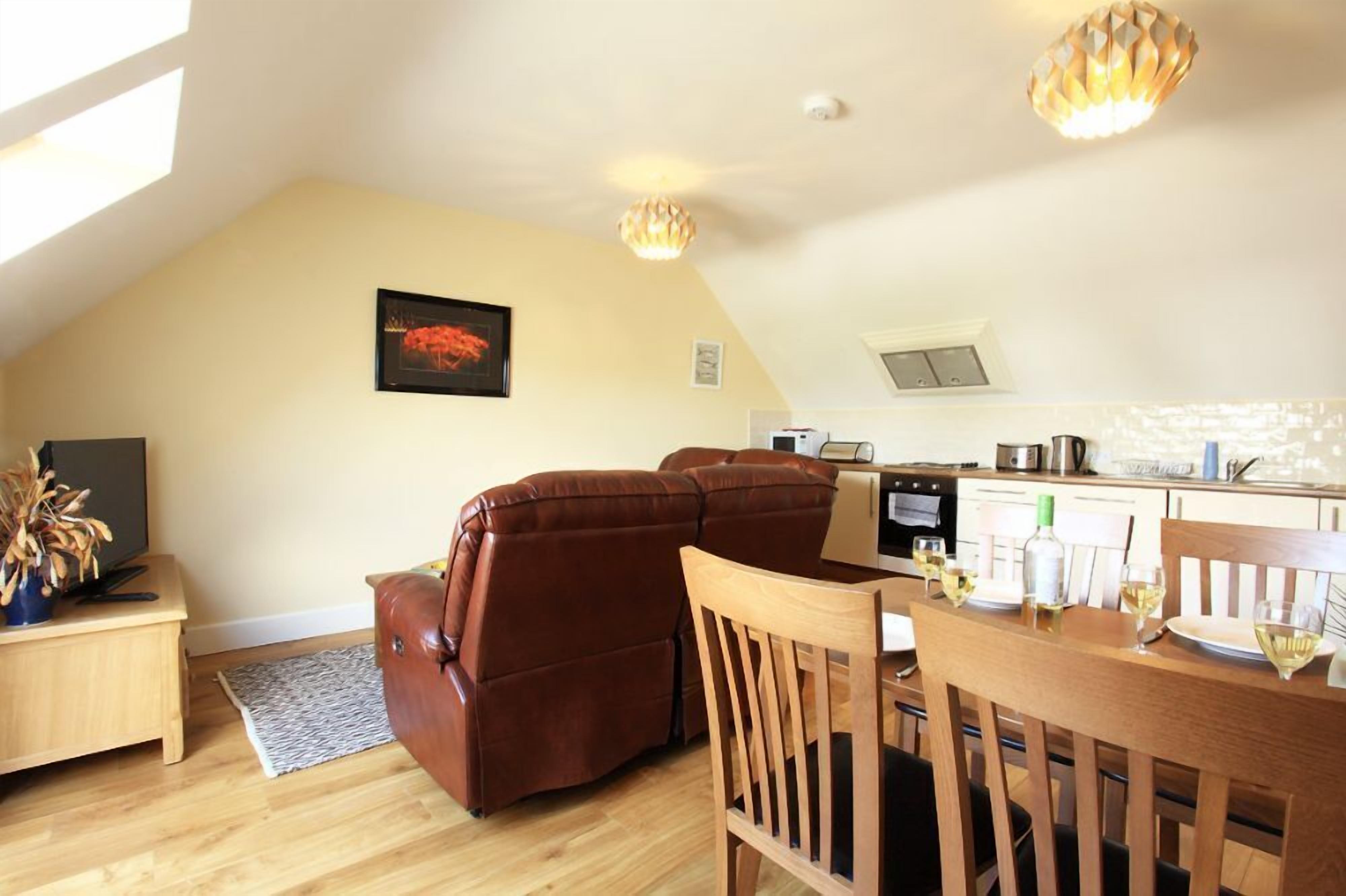 Deluxe Apartment | Living room