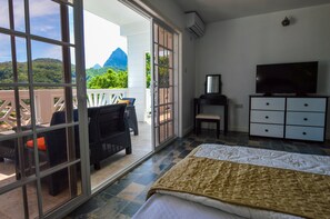 1 bedroom, in-room safe, iron/ironing board, travel cot