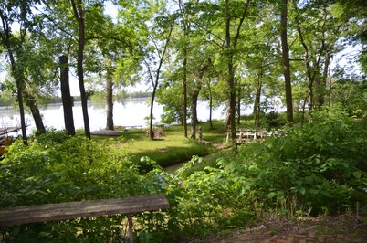 Log Inn on Madison Lake.   Multi generation. Corporate retreat for team building