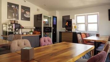 Tägliches inbegriffenes Frühstücksbuffet