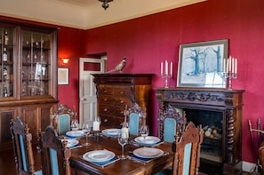 Dining - Kill House (Clifden)