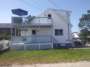 Front of House View