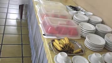 Free daily buffet breakfast
