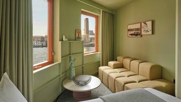 In-room safe, desk, laptop workspace, blackout curtains