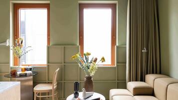 City Studio, City View | In-room safe, desk, laptop workspace, blackout drapes