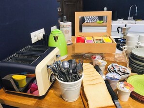 Free daily buffet breakfast - B&B MonteCengio (Trieste)