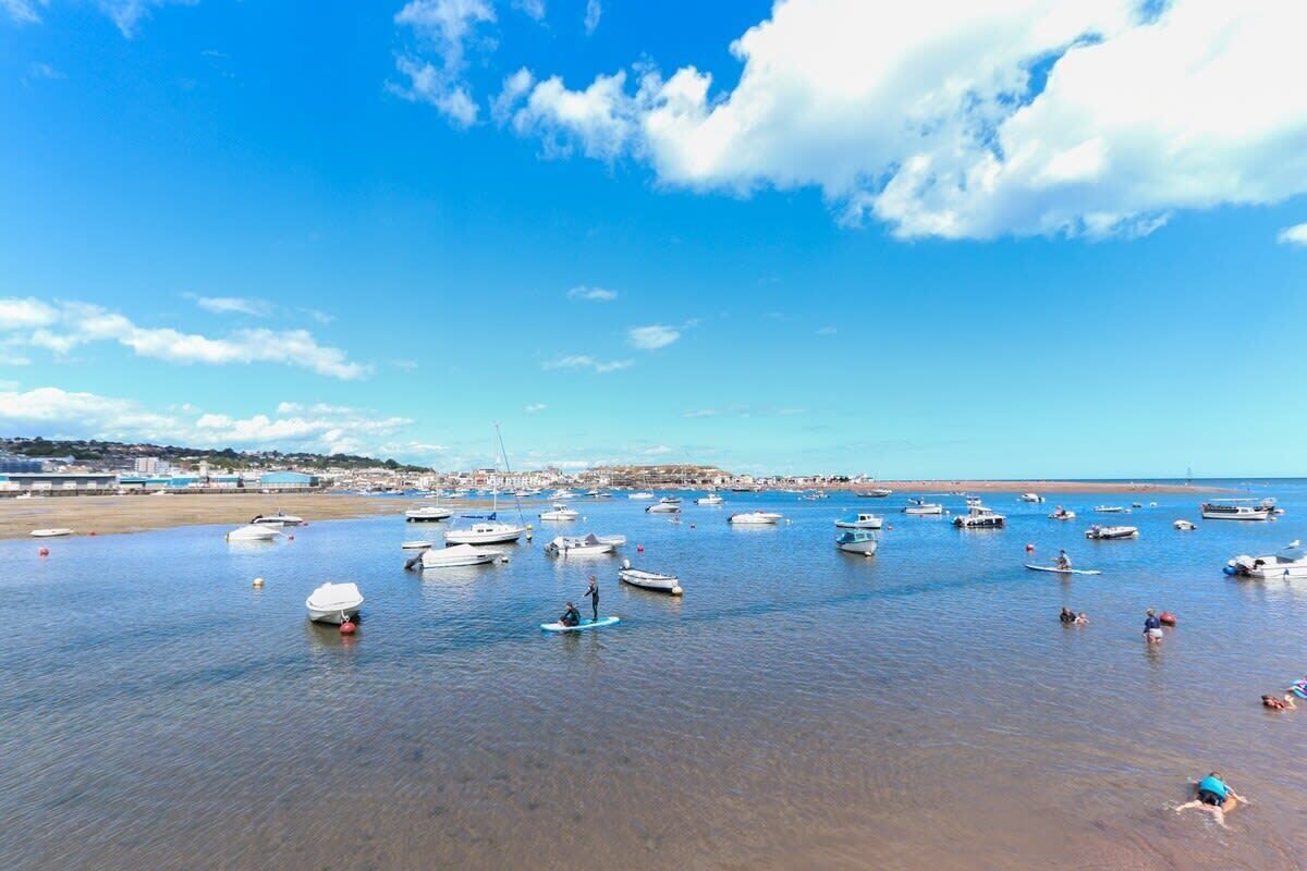 Strand