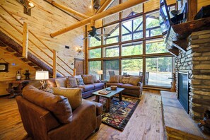 TV, fireplace, DVD player