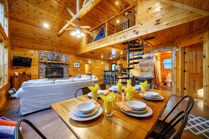 TV, caminetto, Hulu, servizi in streaming