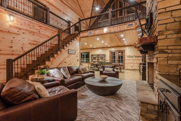 TV, fireplace, DVD player