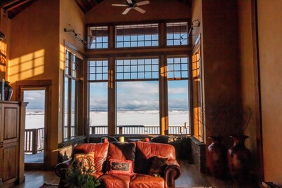 Incredible Luxury home with Stunning views of Grand Teton Mountains and Valley