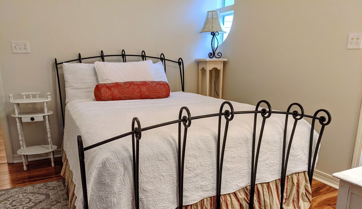 Photo 25 of Walk to Beach • Pet-Friendly • BBQ Grill • Golf Cart for Rent • Destin Area