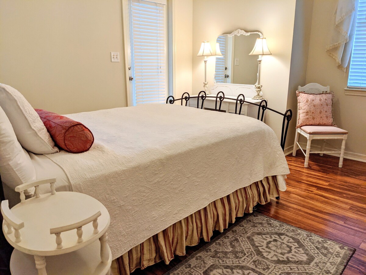 Photo 26 of Walk to Beach • Pet-Friendly • BBQ Grill • Golf Cart for Rent • Destin Area