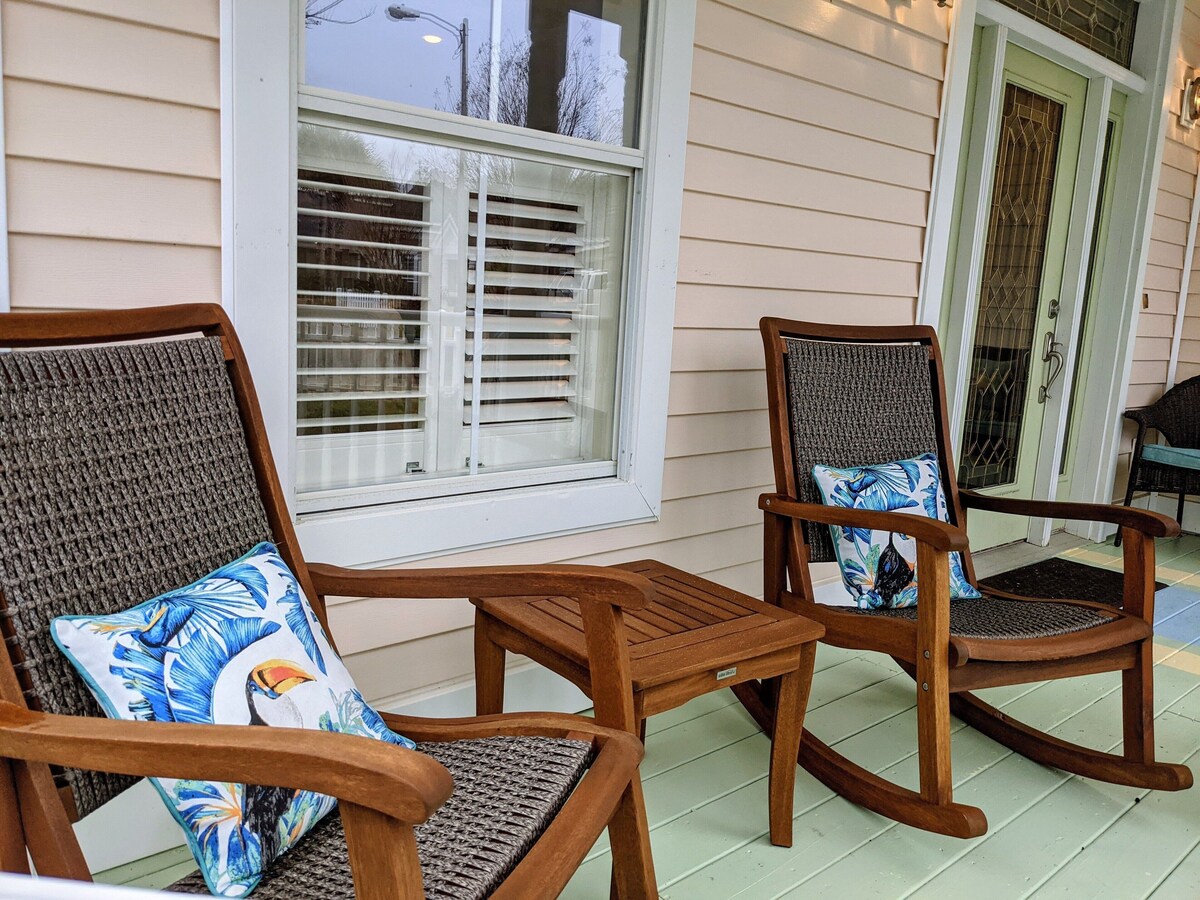 Photo 39 of Walk to Beach • Pet-Friendly • BBQ Grill • Golf Cart for Rent • Destin Area