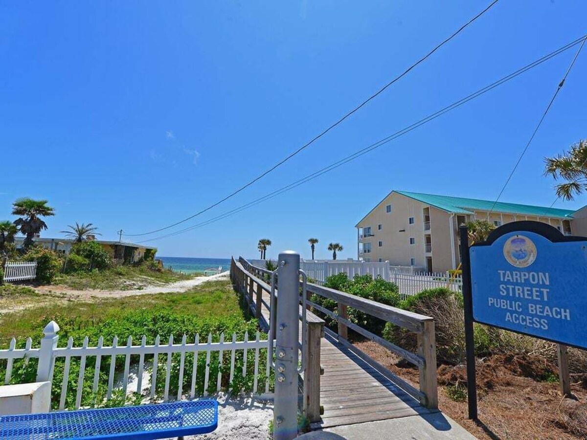 Photo 46 of Walk to Beach • Pet-Friendly • BBQ Grill • Golf Cart for Rent • Destin Area