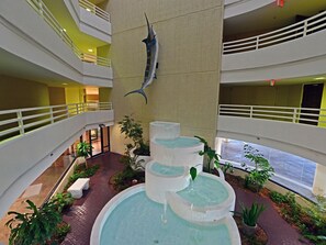 Spa - Beach Views & Fireworks | Walk to the Beach | Family-Friendly Getaway (Destin)