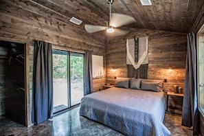 2 bedrooms, blackout curtains, Internet, bed sheets