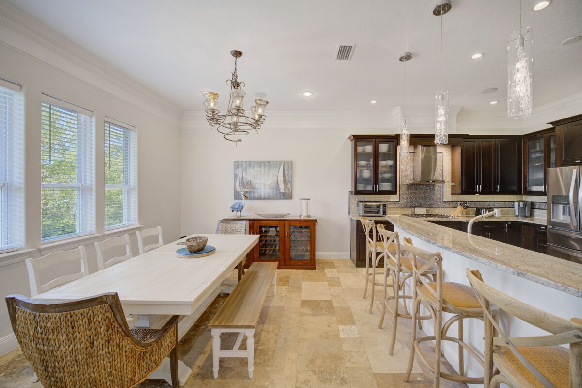 Photo 13 of Lakeside View in gated community! Golf Cart Included, Pool, Pet Friendly