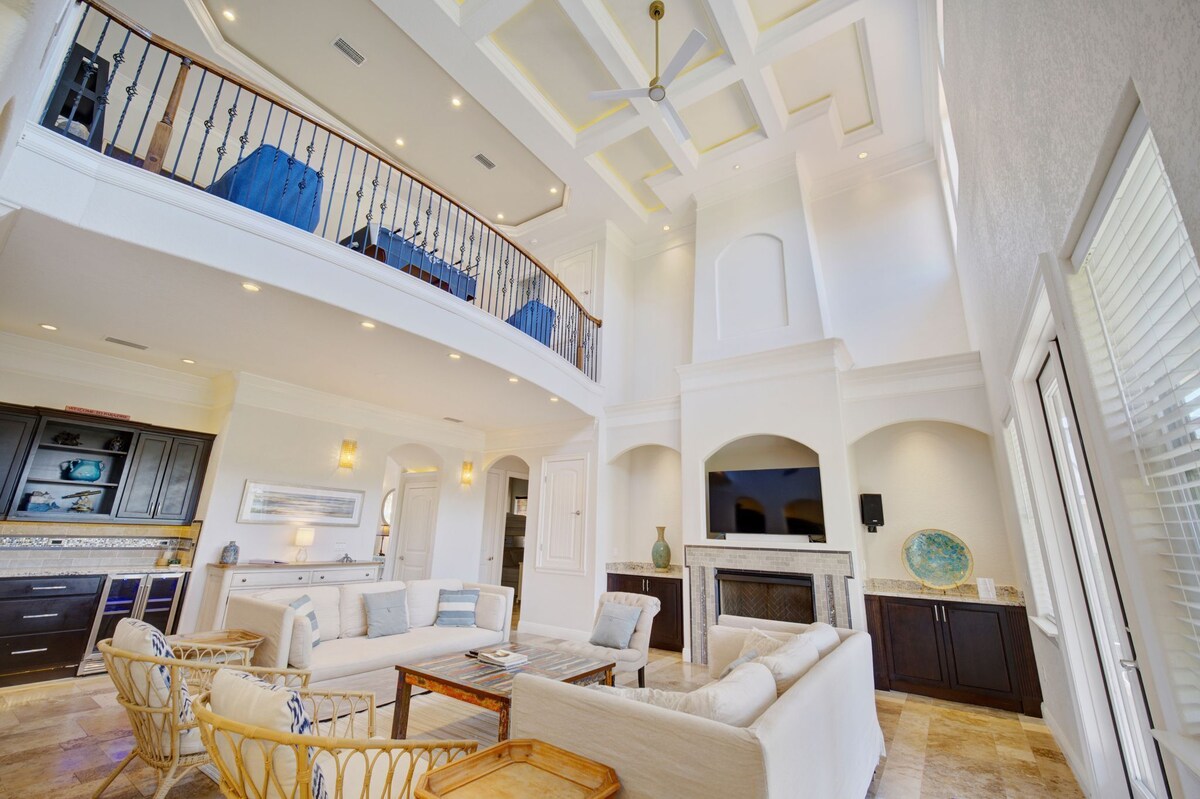 Photo 10 of Lakeside View in gated community! Golf Cart Included, Pool, Pet Friendly