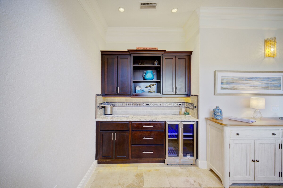 Photo 12 of Lakeside View in gated community! Golf Cart Included, Pool, Pet Friendly
