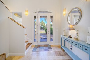 Interior - Lakeside View in gated community! Golf Cart Included, Pool, Pet Friendly (Destin)