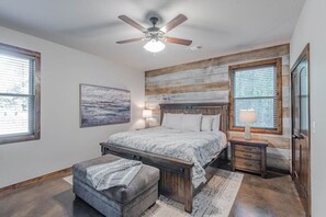 3 bedrooms, internet, bed sheets