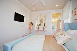 4 habitaciones, tabla de planchar con plancha y wifi gratis 